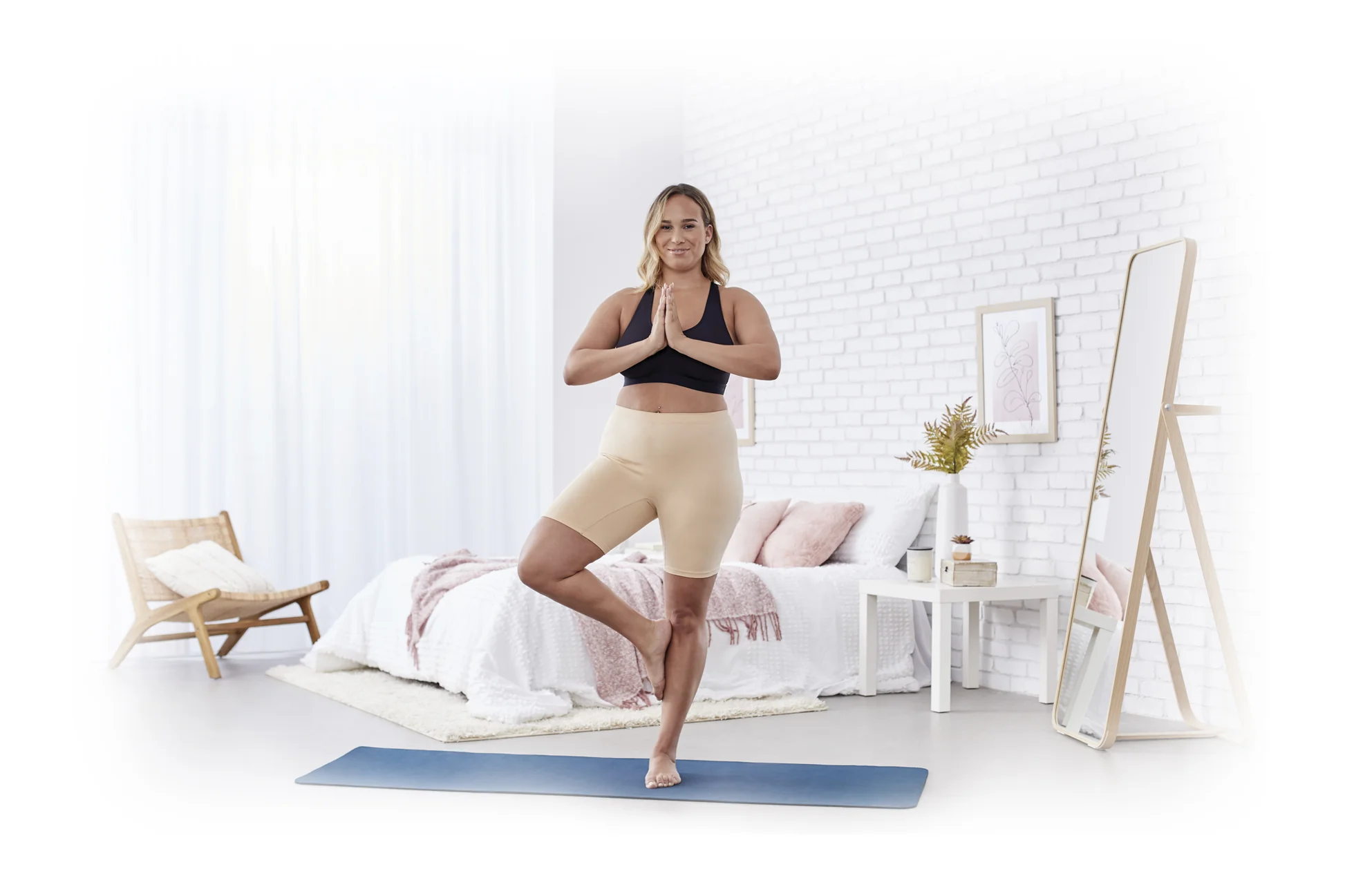 files/Carole_Martin_Comfort_Wear_Slideshow_Image_4_Discover_Your_Comfort_Zone.png